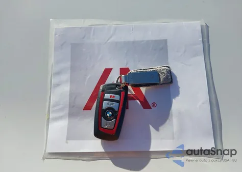 2016 BMW 328I z USA, uszkodzony, nr VIN WBA8E9G59GNT81657